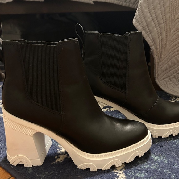 SOREL Womens Leather Pull On Chelsea Boots - Picture 14 of 16